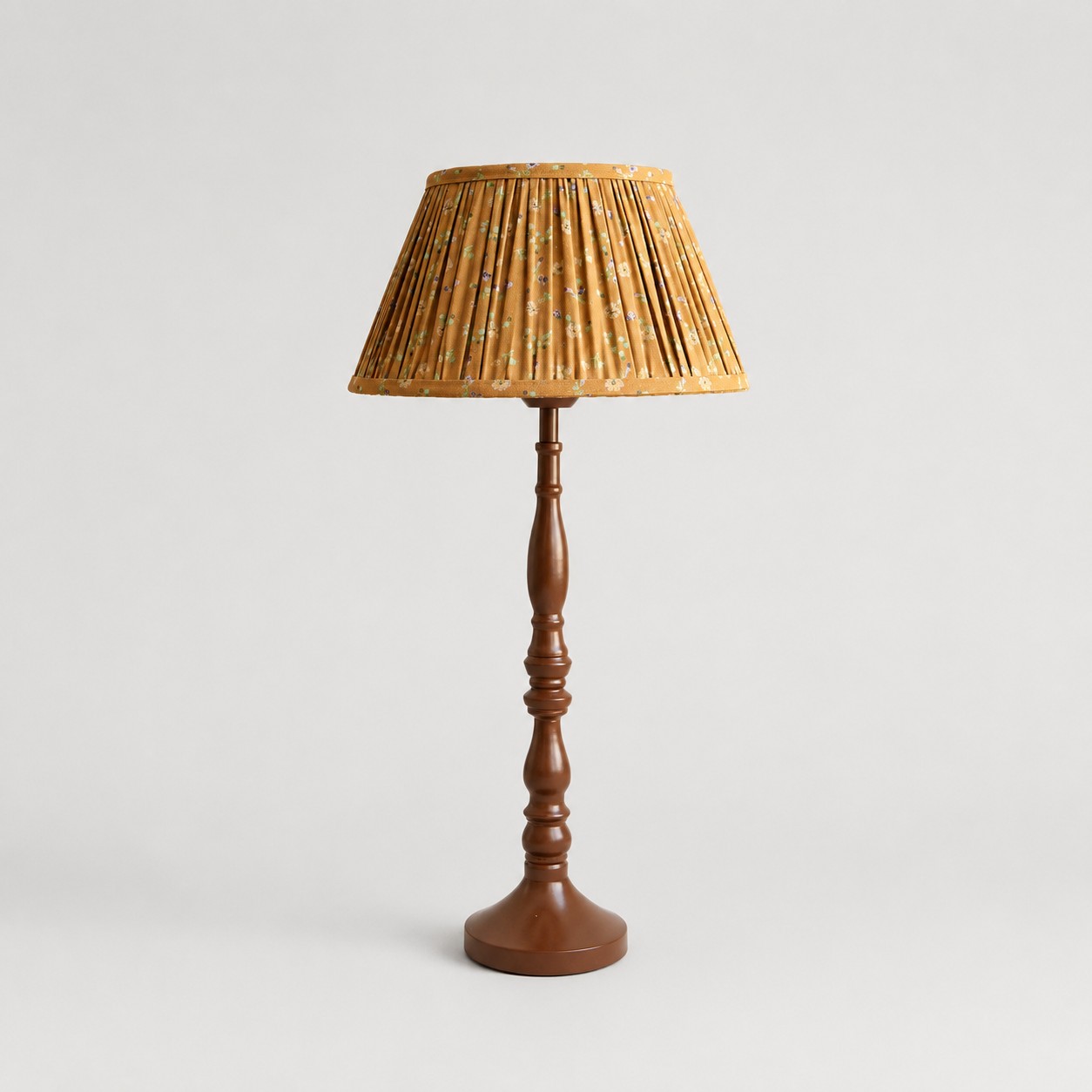 Vintage Floral Pleated Shade Table Lamp