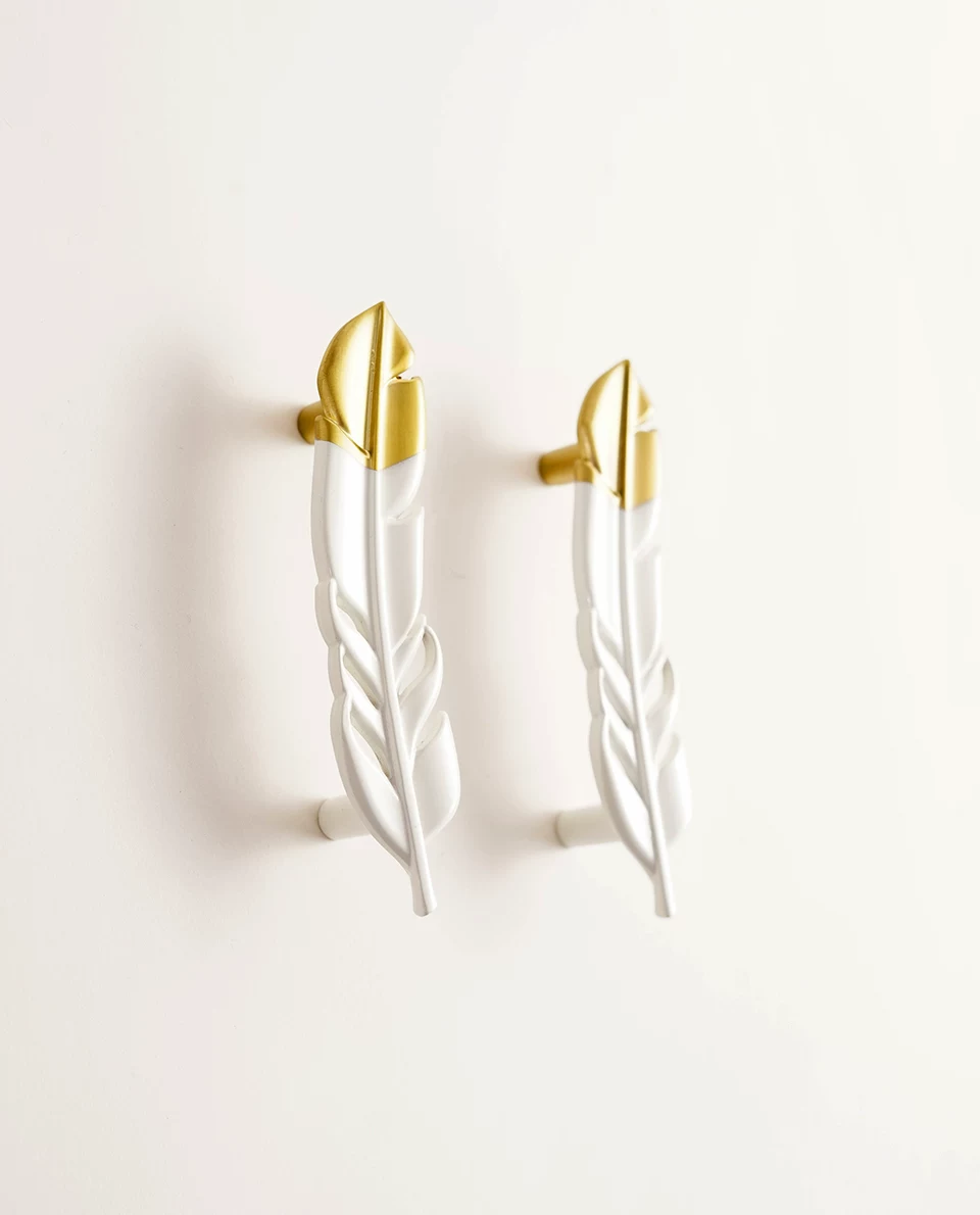 White Metal Feather Handle for Cabinet Door and Drawer, 1 Piece - product view 9