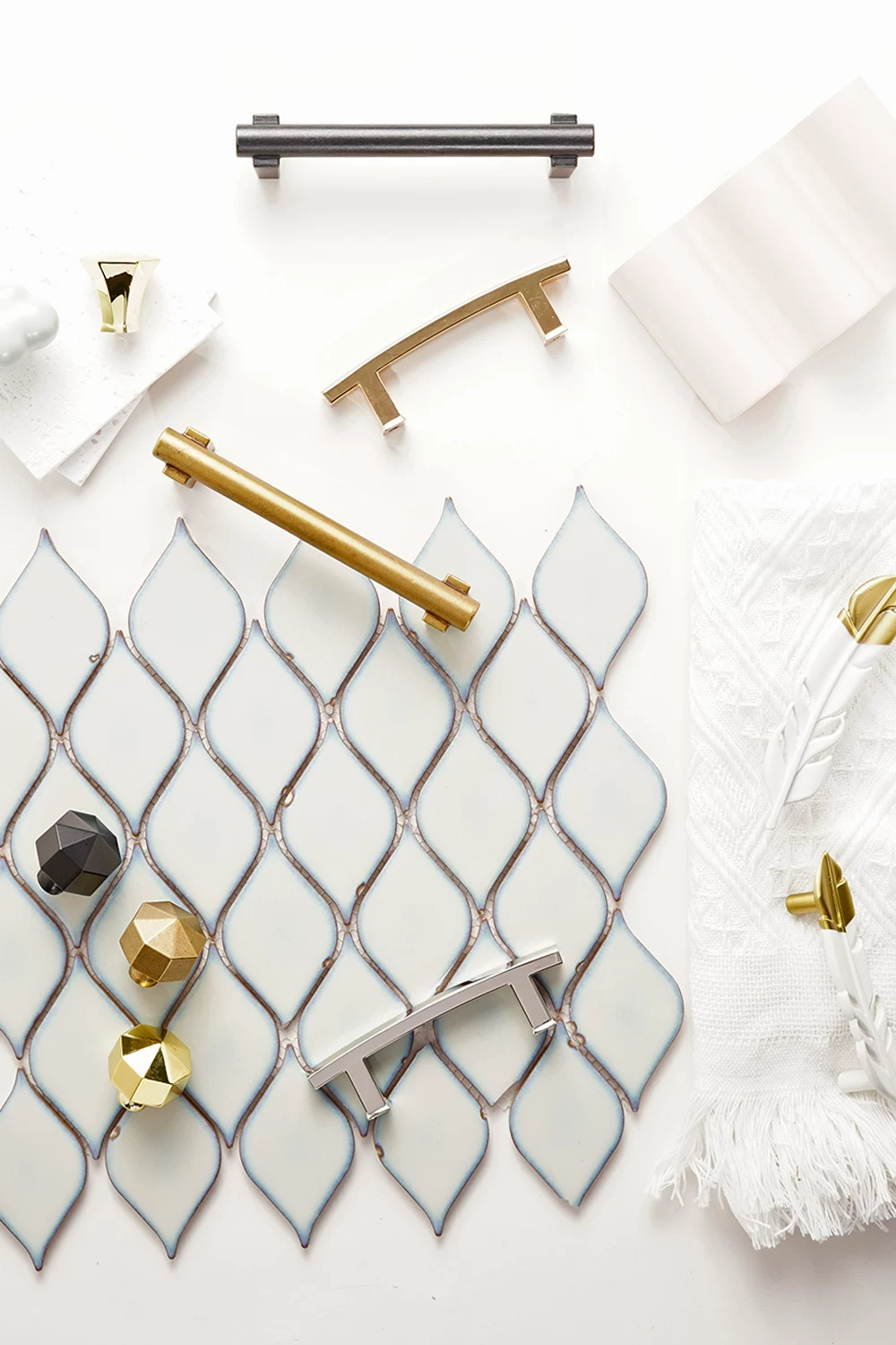 Single-Hole Imitation Brass Handle for Cabinet, Drawer, or Wardrobe - product view 11