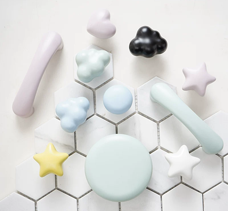 Children's Room Cabinet and Drawer Handle - product view 4