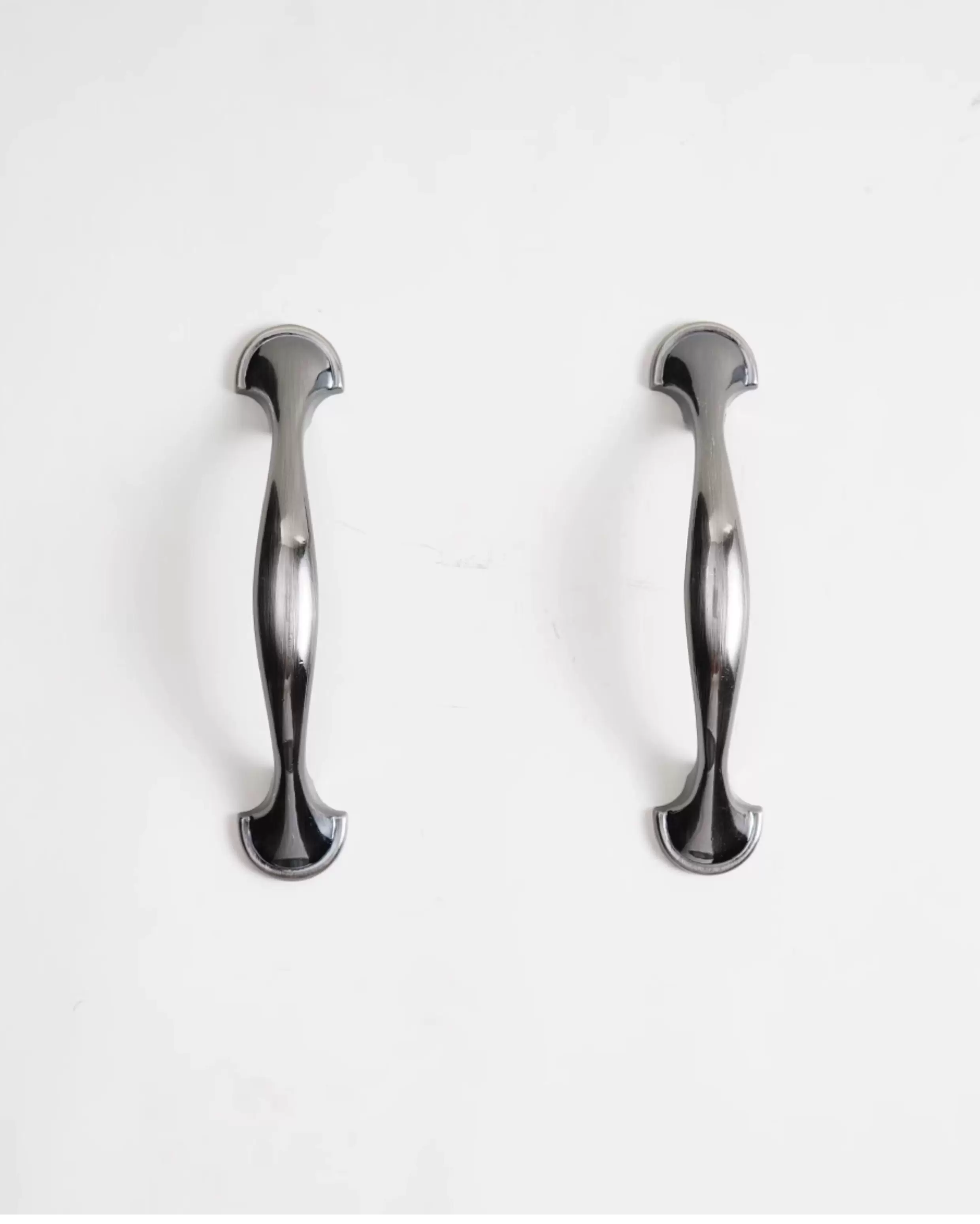 Gun-Color Cabinet and Drawer Handle, 2.99 in (76 mm) Hole Spacing, 2-Pack - product view 7